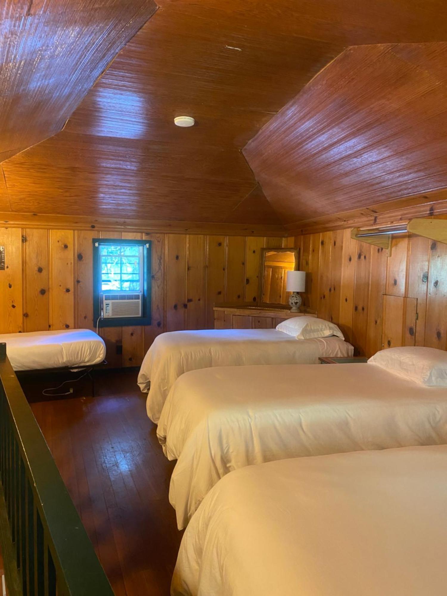 Seven Circles Lodge&retreat